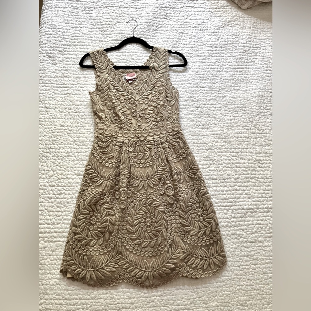Anthropologie Dress - size 0, gold/beige